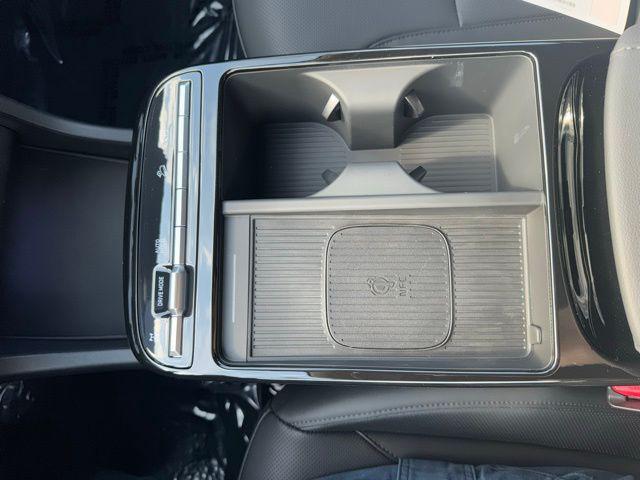 new 2025 Hyundai TUCSON Hybrid car, priced at $37,725