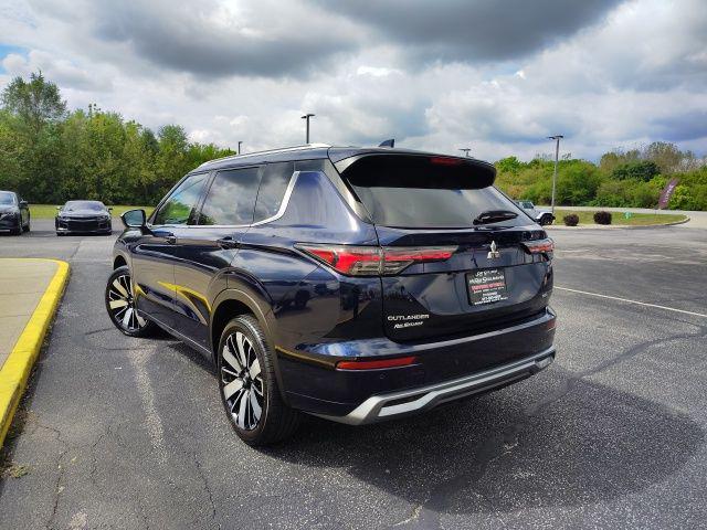 new 2025 Mitsubishi Outlander car, priced at $41,405