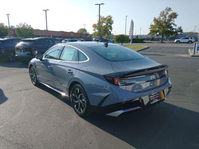 new 2025 Hyundai Sonata car, priced at $29,500