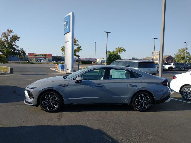 new 2025 Hyundai Sonata car, priced at $29,500