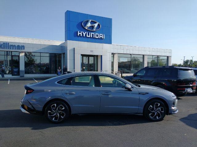 new 2025 Hyundai Sonata car, priced at $29,500