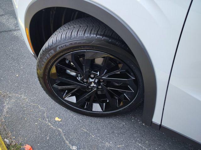 new 2025 Mitsubishi Outlander PHEV car, priced at $52,325