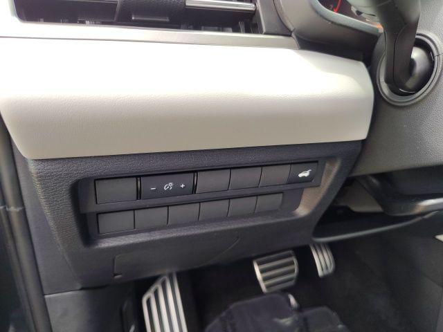 new 2025 Mitsubishi Outlander car, priced at $43,155