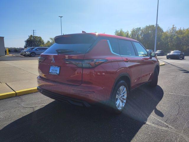 new 2025 Mitsubishi Outlander car, priced at $33,305