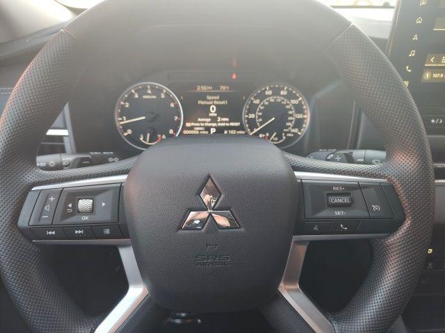 new 2025 Mitsubishi Outlander car, priced at $33,305