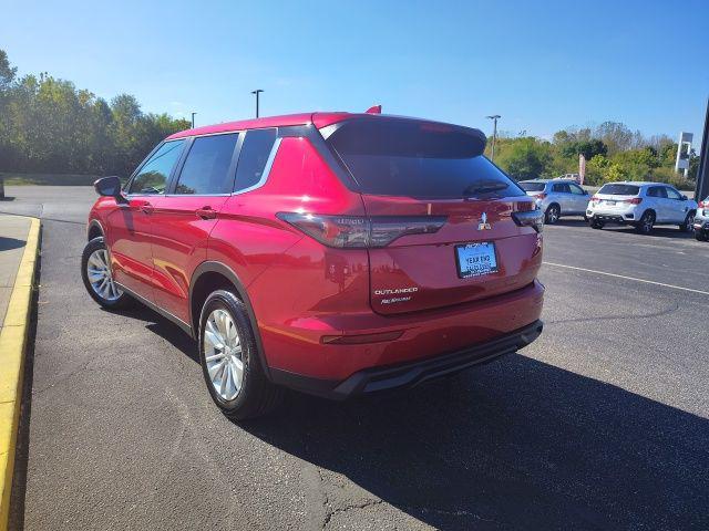 new 2025 Mitsubishi Outlander car, priced at $33,305
