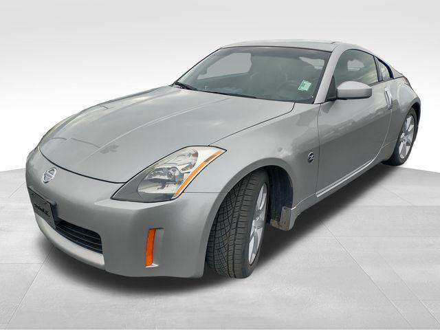 used 2005 Nissan 350Z car, priced at $13,694