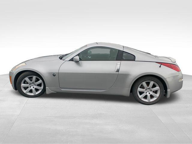 used 2005 Nissan 350Z car, priced at $13,694