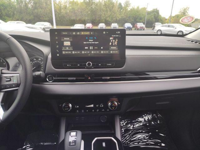 new 2025 Mitsubishi Outlander car, priced at $38,615
