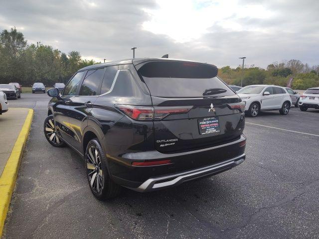 new 2025 Mitsubishi Outlander car, priced at $38,615