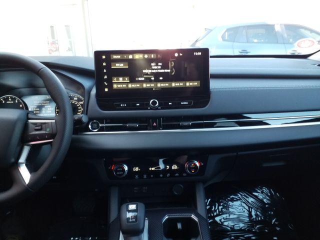 new 2025 Mitsubishi Outlander car, priced at $37,215