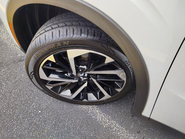 used 2022 Mitsubishi Outlander car, priced at $20,990