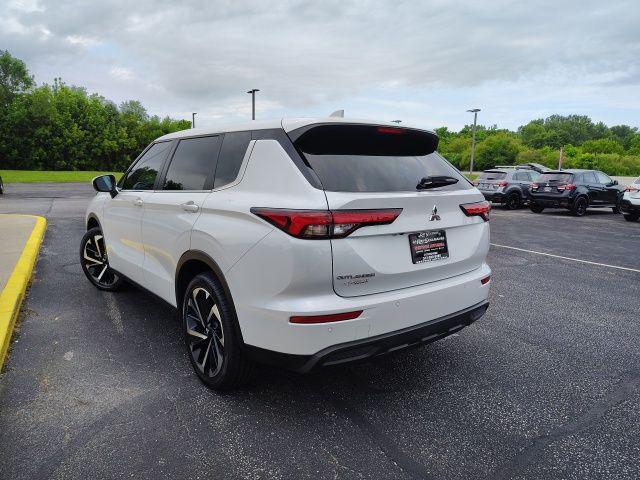 used 2022 Mitsubishi Outlander car, priced at $20,990