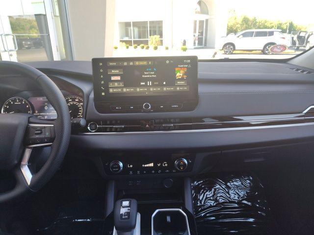 new 2025 Mitsubishi Outlander car, priced at $38,200