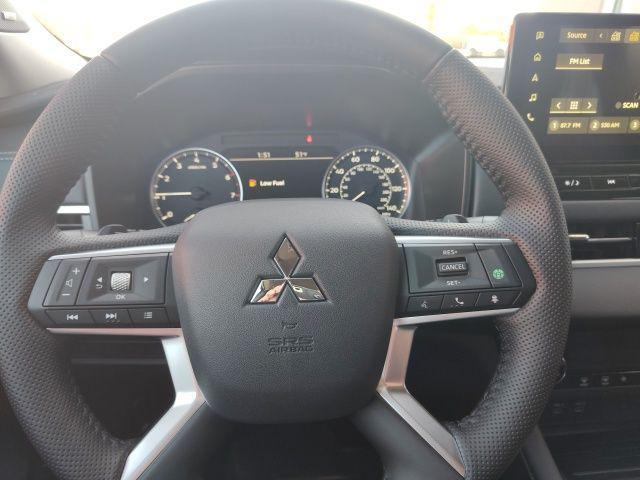 new 2025 Mitsubishi Outlander car, priced at $36,110