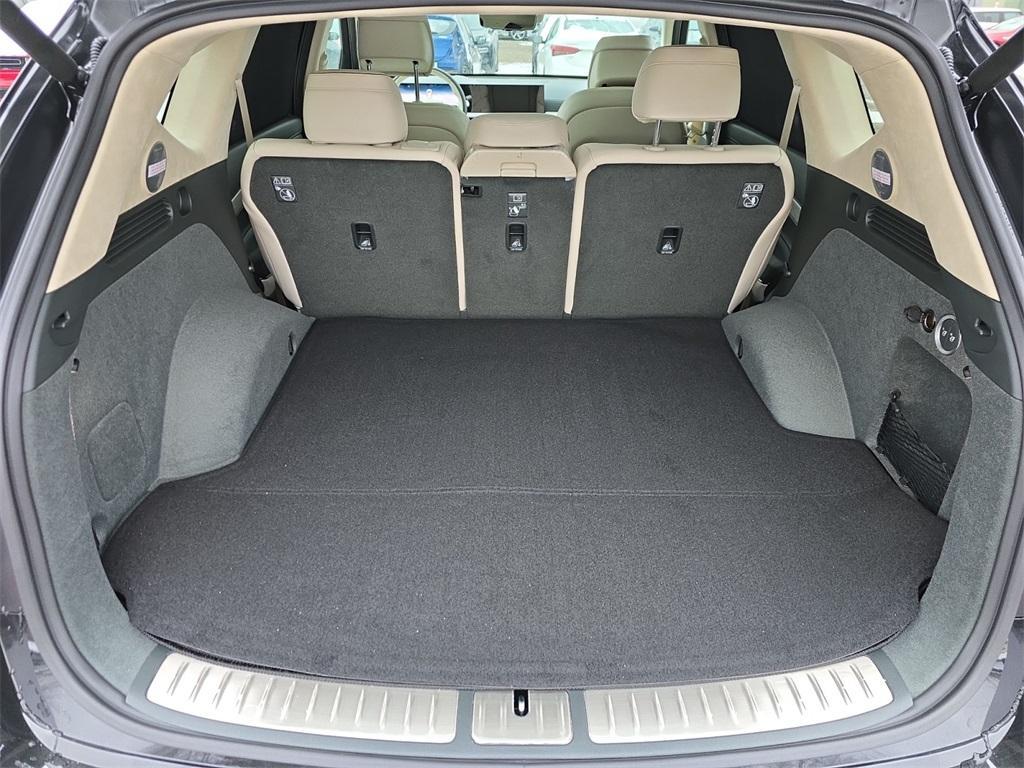 new 2025 Genesis GV80 car, priced at $82,689