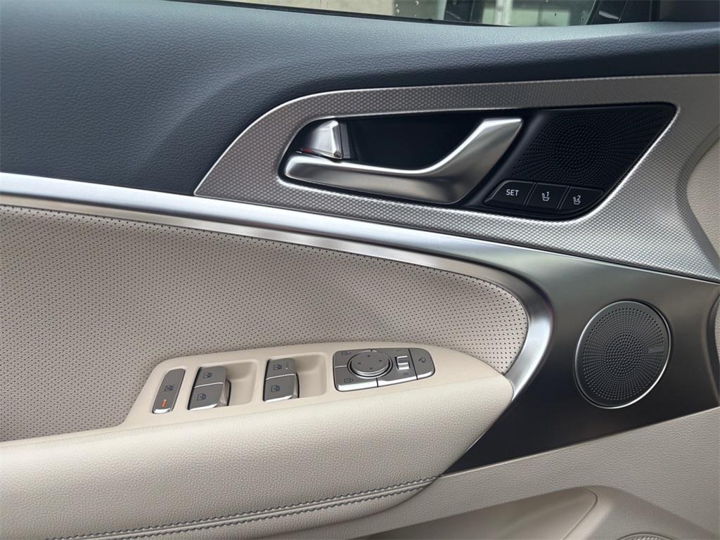 new 2026 Genesis G70 car