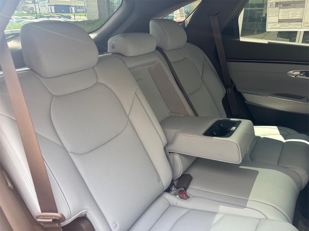 new 2026 Genesis GV70 car