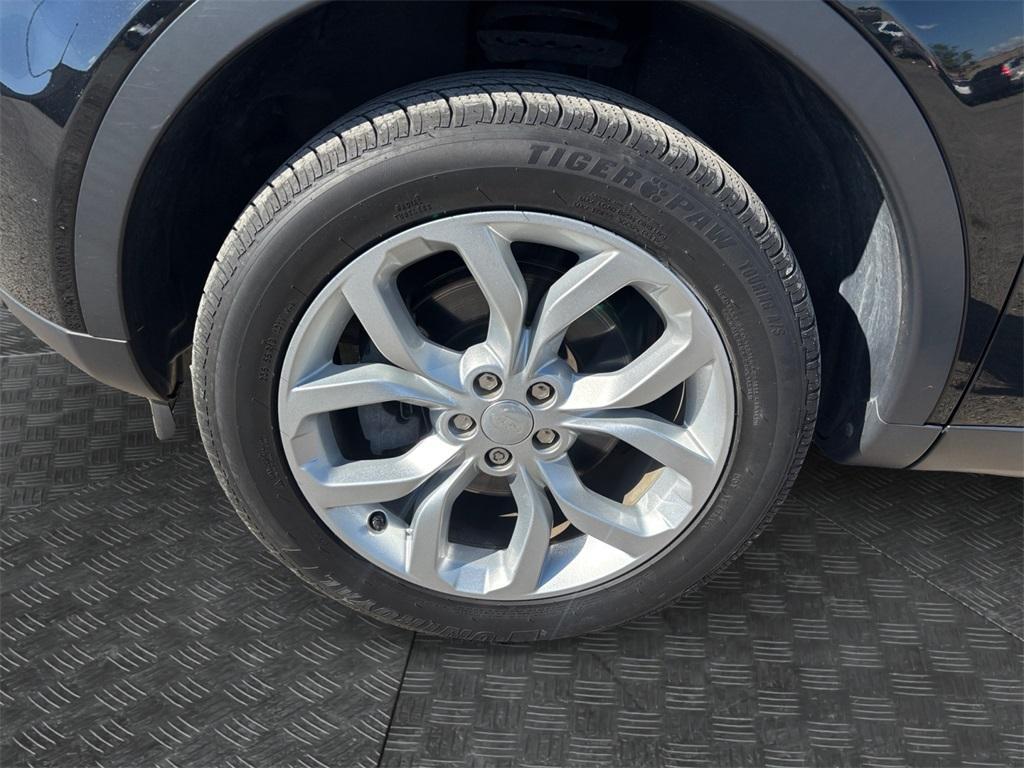 used 2015 Land Rover Discovery Sport car, priced at $11,833