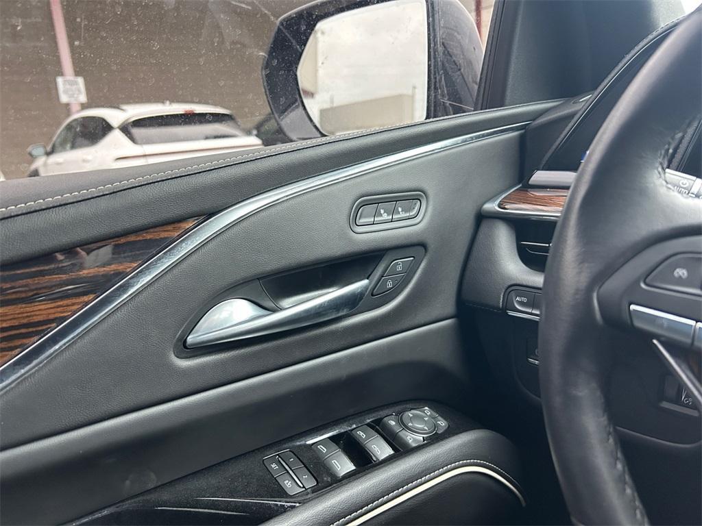 used 2023 Cadillac Escalade ESV car, priced at $69,577
