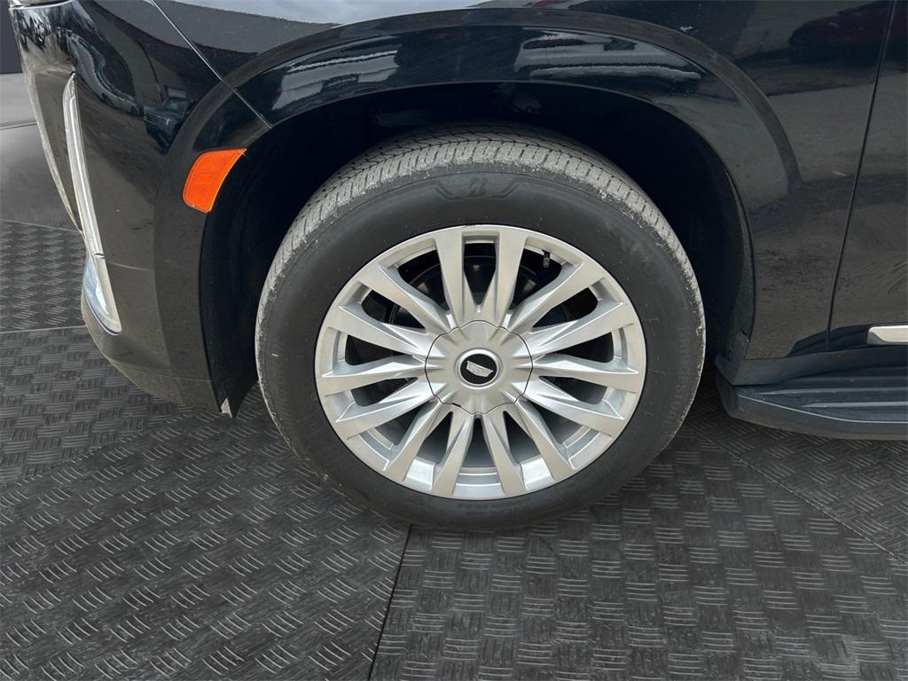 used 2023 Cadillac Escalade ESV car, priced at $69,577