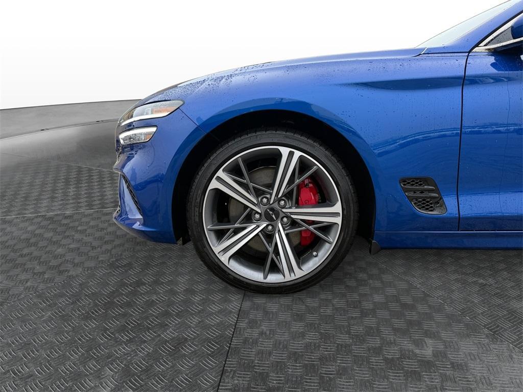 new 2025 Genesis G70 car, priced at $59,195