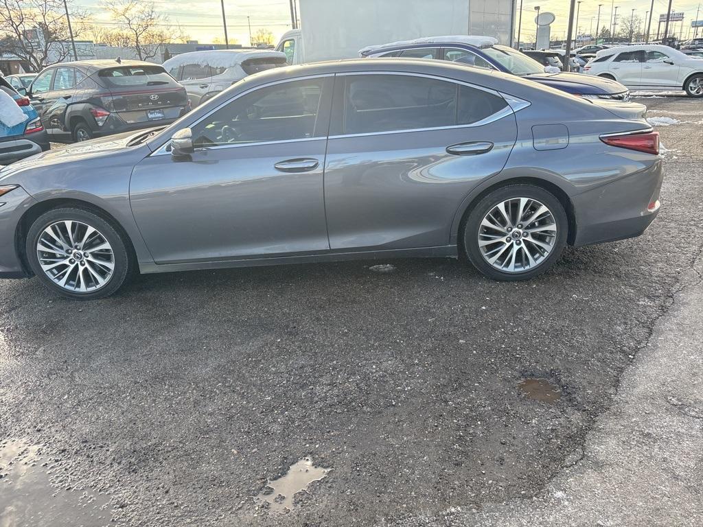 used 2019 Lexus ES 350 car, priced at $28,233