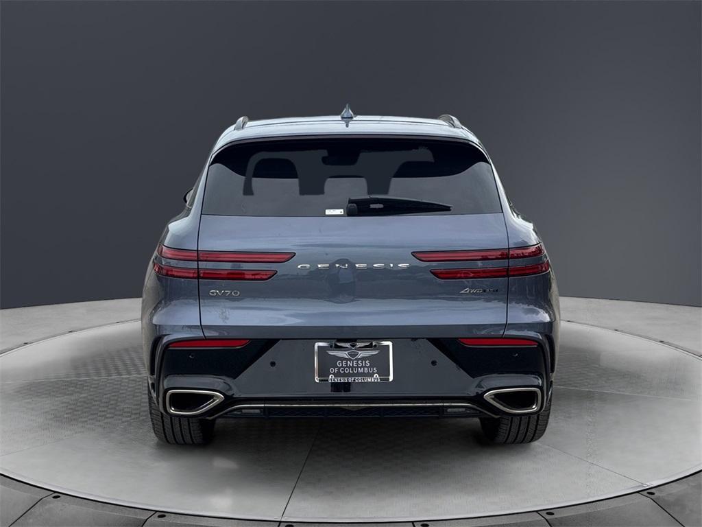 new 2026 Genesis GV70 car
