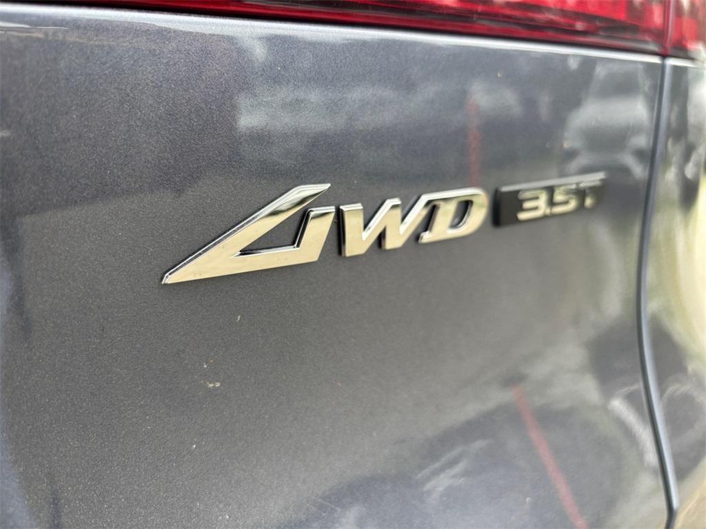 new 2026 Genesis GV70 car