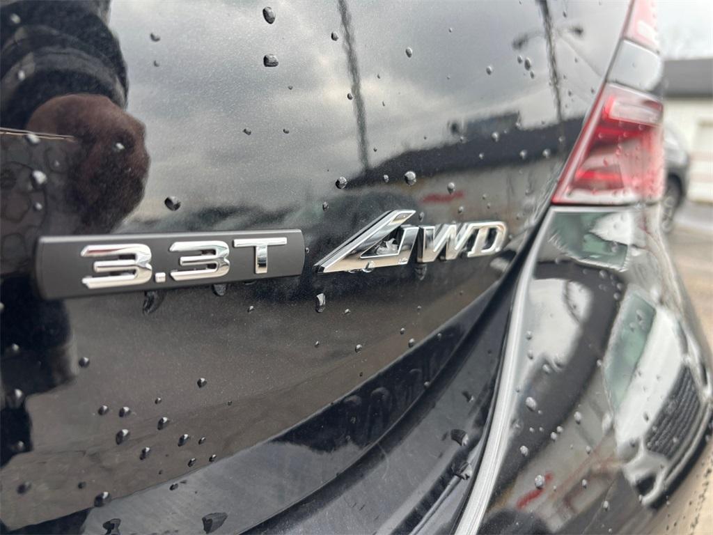 new 2025 Genesis G70 car, priced at $59,050