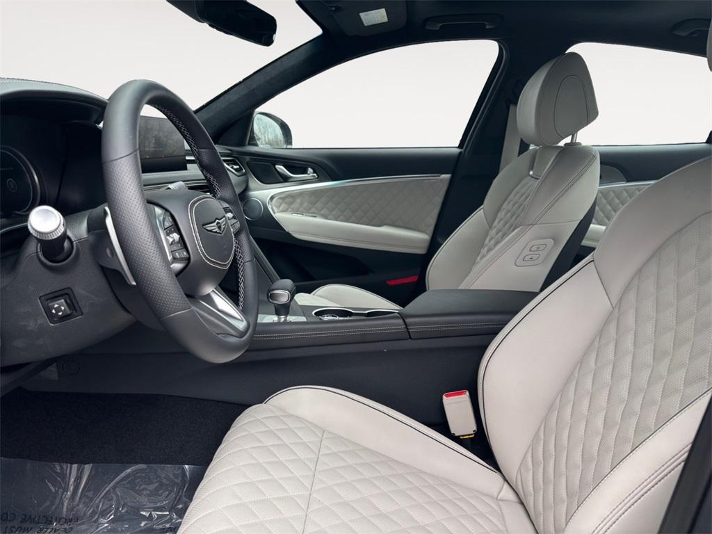 new 2025 Genesis G70 car, priced at $59,050