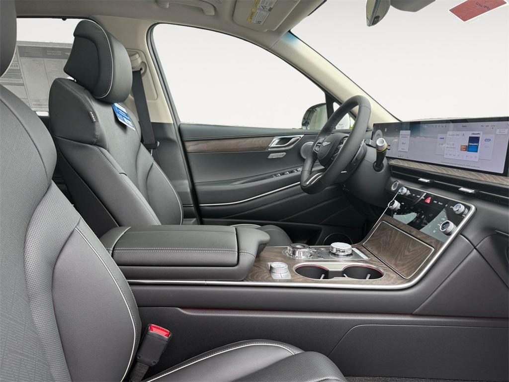new 2025 Genesis GV80 car, priced at $73,245