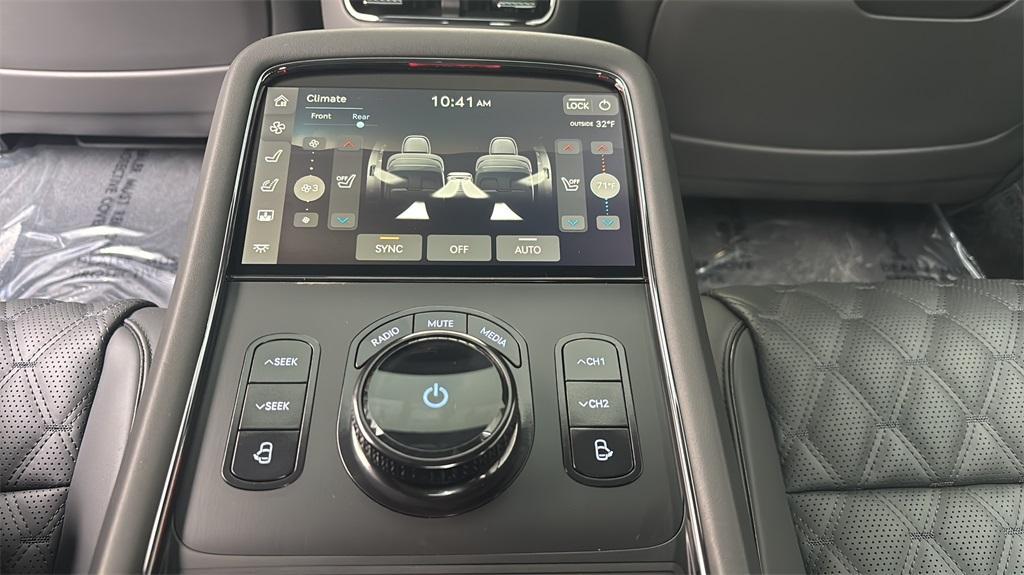 new 2026 Genesis G90 car, priced at $108,200