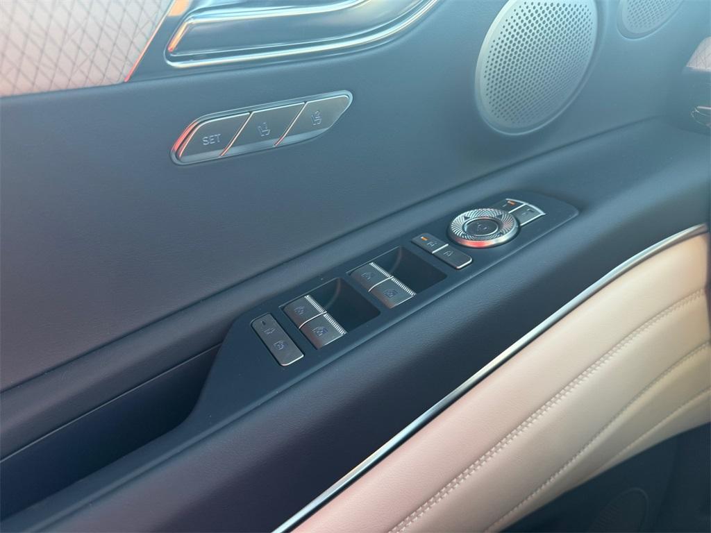 new 2025 Genesis GV80 car, priced at $82,645