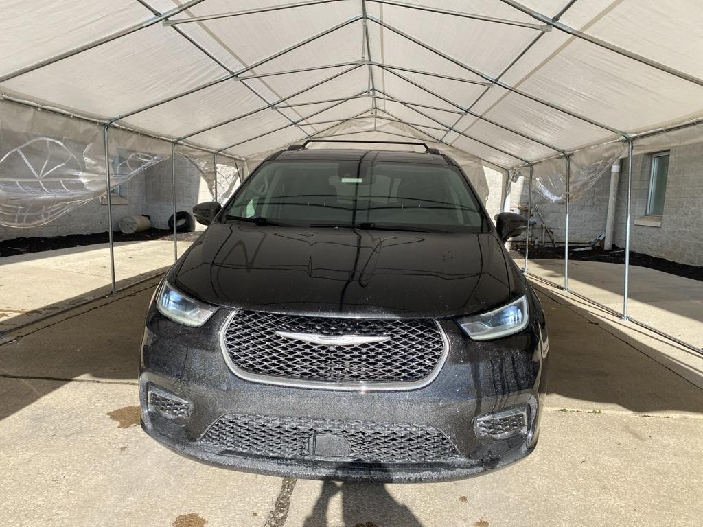 used 2021 Chrysler Pacifica car, priced at $28,822