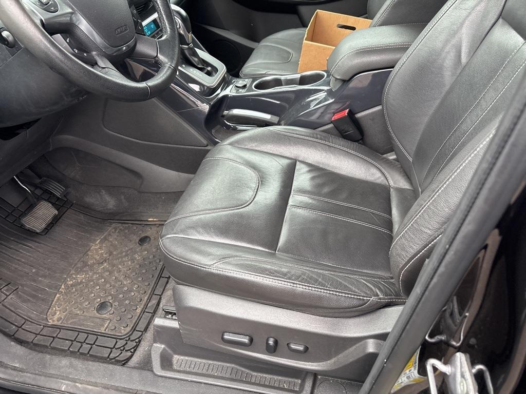 used 2013 Ford Escape car, priced at $3,933