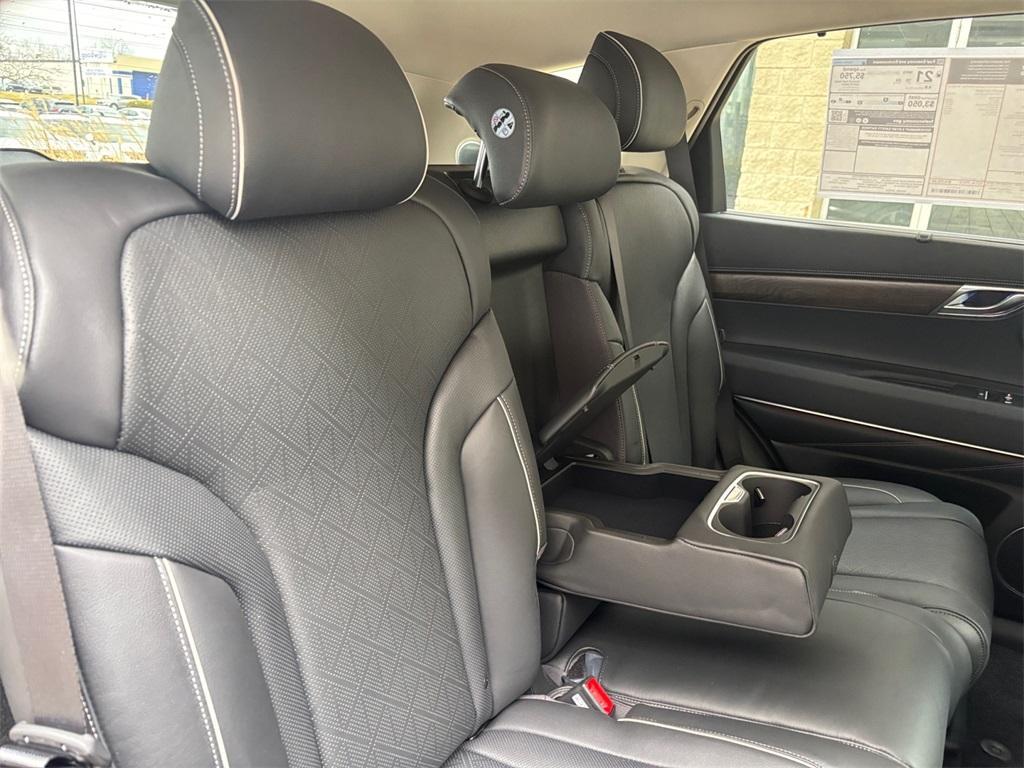 new 2025 Genesis GV80 car, priced at $73,735