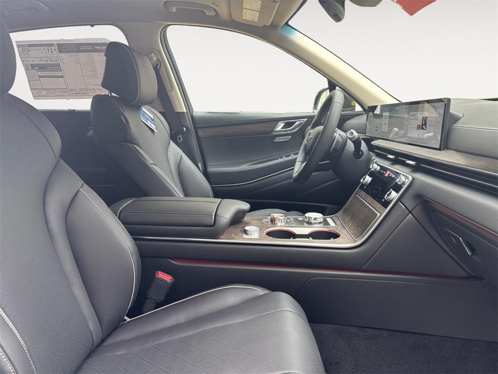 new 2025 Genesis GV80 car, priced at $73,735