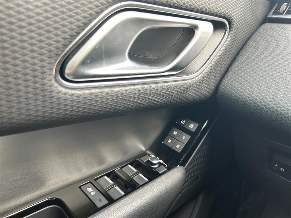 used 2021 Land Rover Range Rover Velar car, priced at $36,433