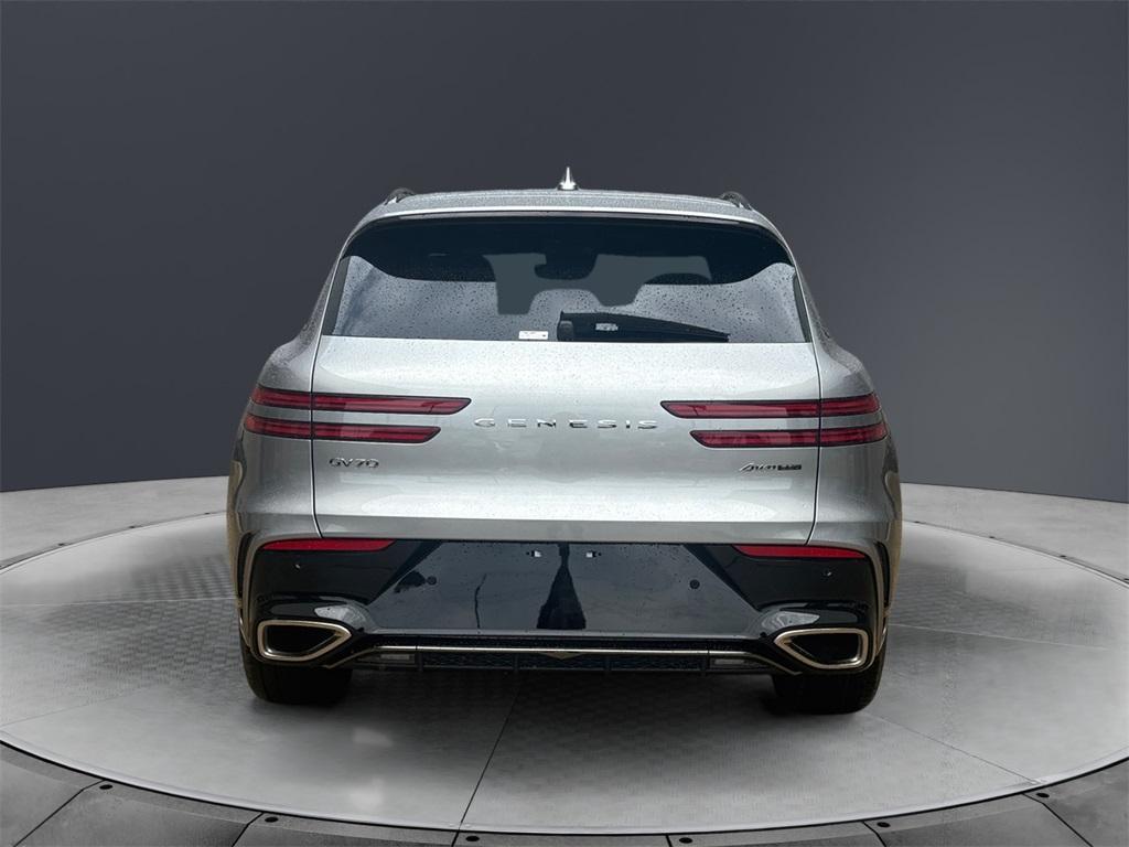 new 2026 Genesis GV70 car