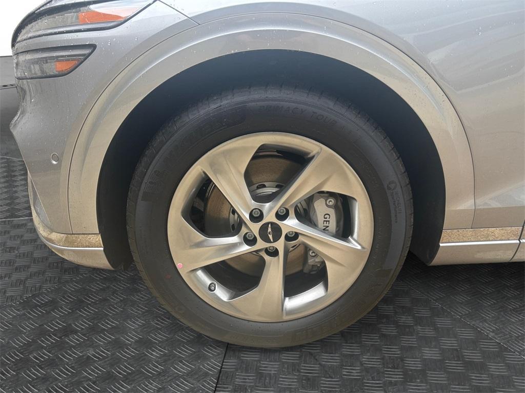 new 2026 Genesis GV70 car