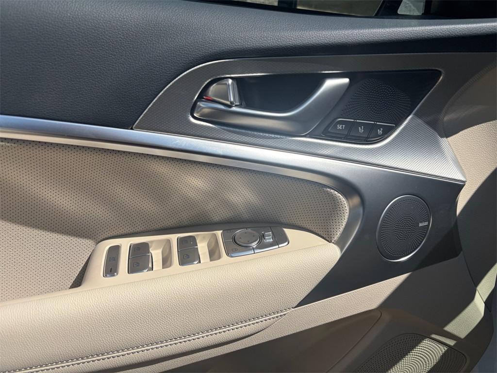 new 2026 Genesis G70 car