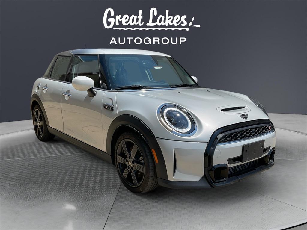 used 2023 MINI Hardtop car, priced at $24,277