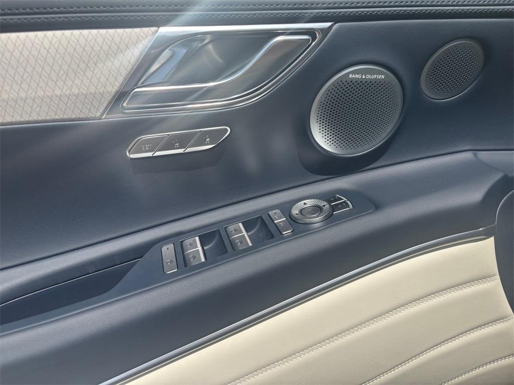 new 2025 Genesis GV80 car, priced at $82,824