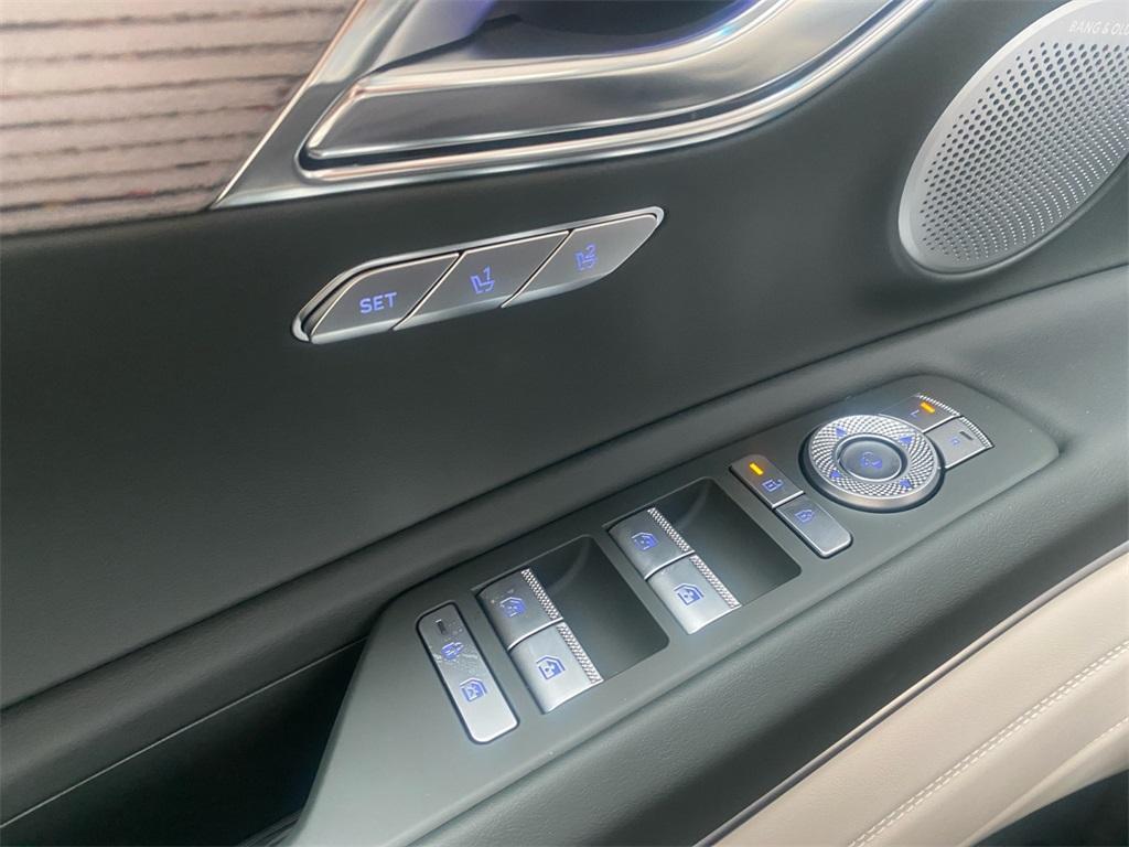 new 2025 Genesis GV80 car, priced at $82,644