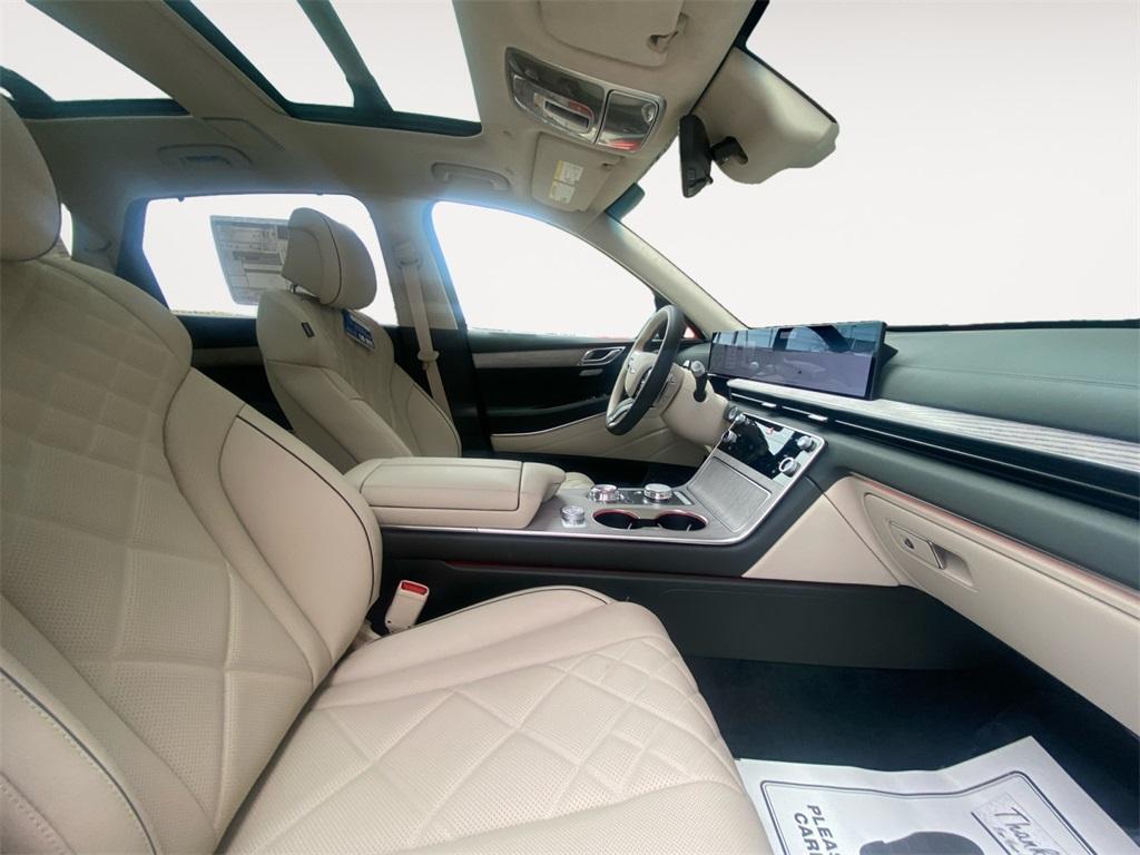 new 2025 Genesis GV80 car, priced at $82,644