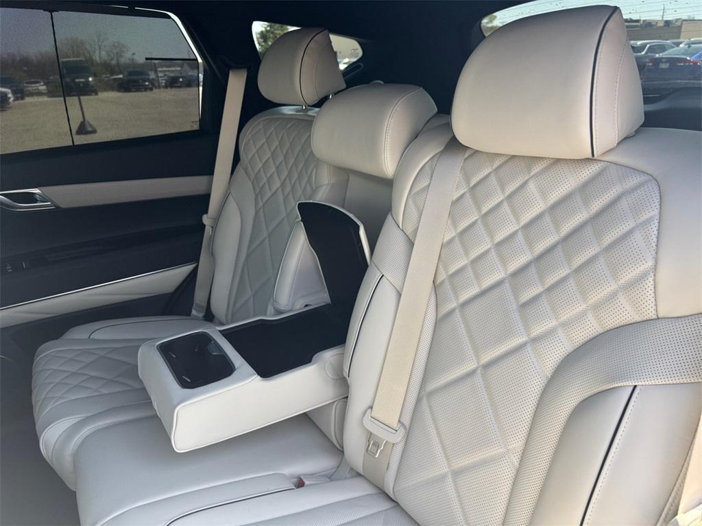 new 2025 Genesis GV80 car, priced at $82,824