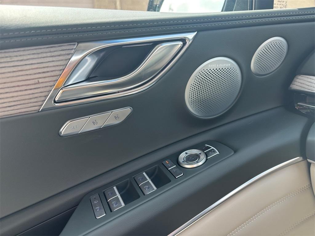 new 2025 Genesis GV80 car, priced at $82,975