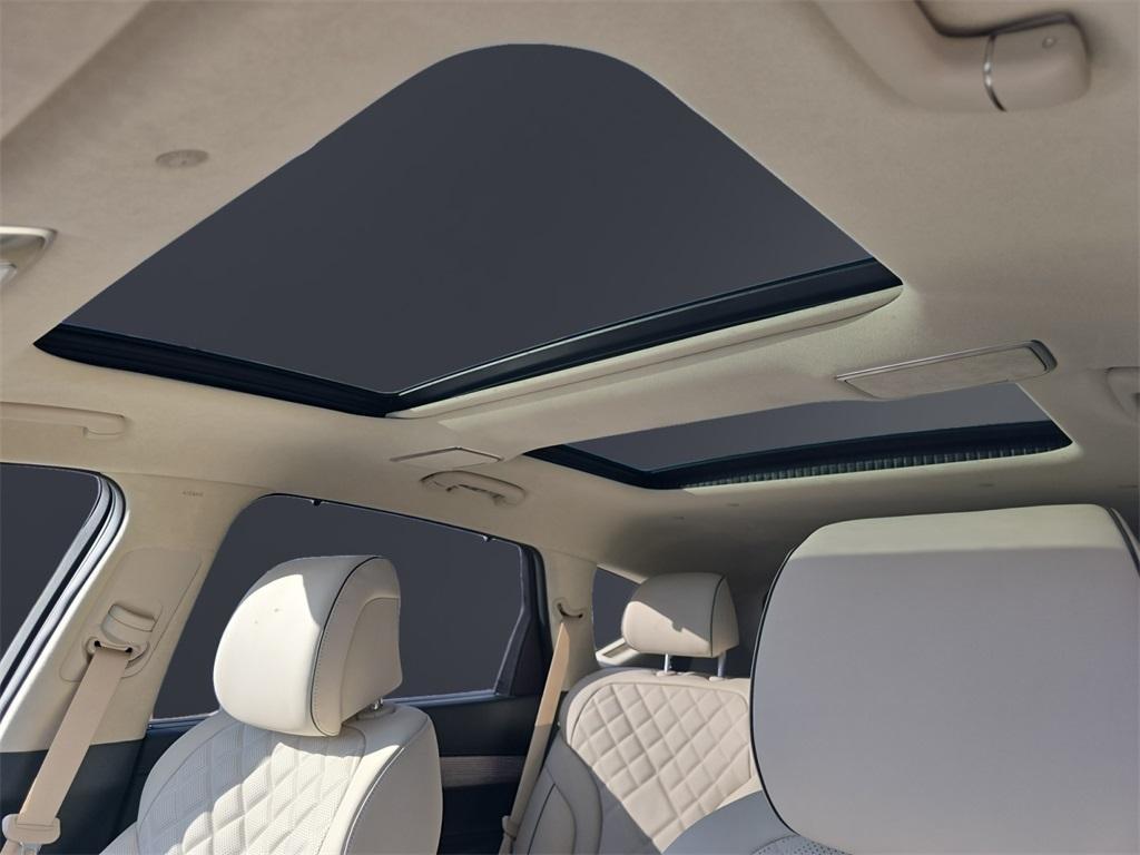 new 2025 Genesis GV80 car, priced at $81,920