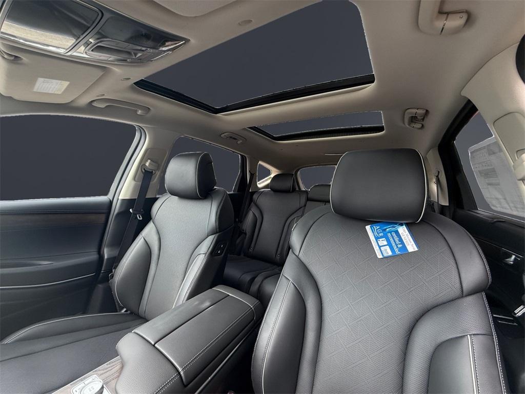 new 2025 Genesis GV80 car, priced at $74,164